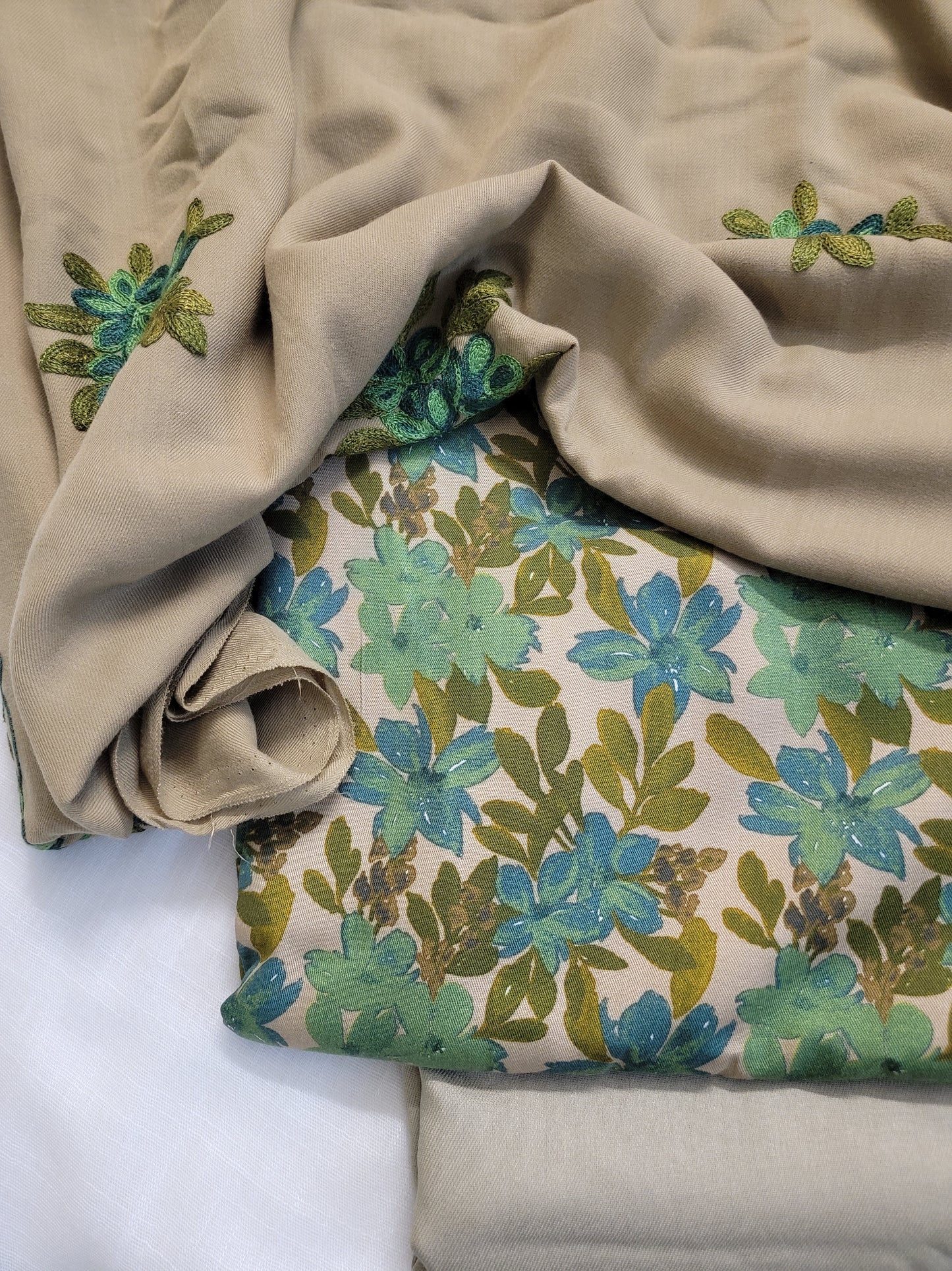 Marina Unstitched 3pc Suit - Embroidered Shawl